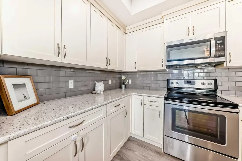 20 Seton Park Calgary AB T3M 2G2