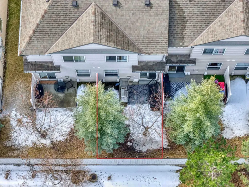 101 Everstone Place SW Calgary AB T2Y 4H7