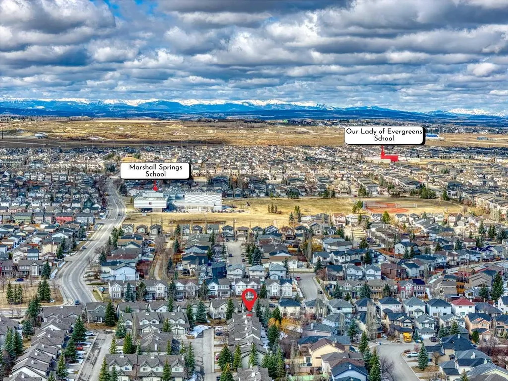 101 Everstone Place SW Calgary AB T2Y 4H7