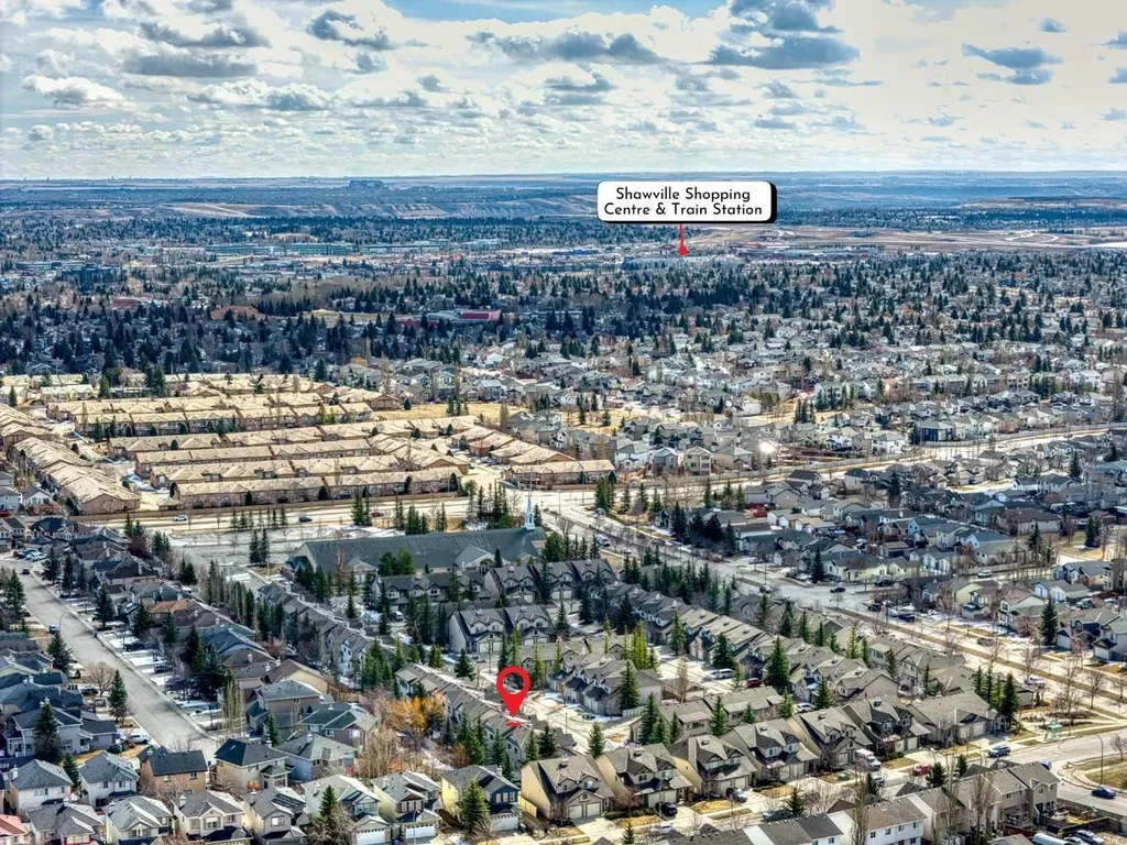101 Everstone Place SW Calgary AB T2Y 4H7