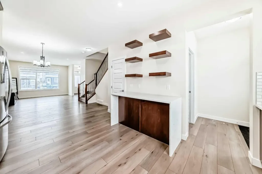 538 Sage Hill Road NW Calgary AB T3R 1Y2