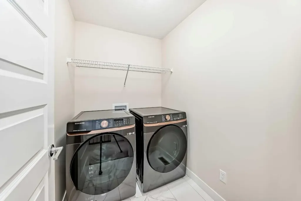 538 Sage Hill Road NW Calgary AB T3R 1Y2