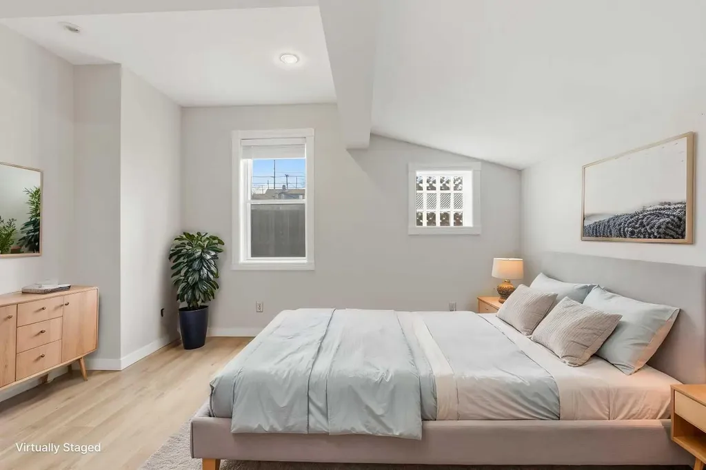 134 32 Avenue NE Calgary AB T2E 2G5