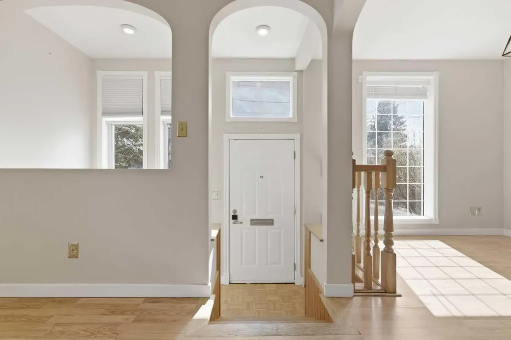 134 32 Avenue NE Calgary AB T2E 2G5