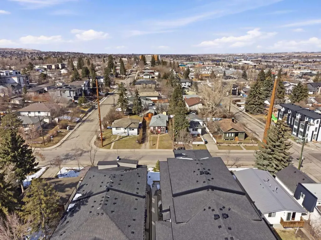 134 32 Avenue NE Calgary AB T2E 2G5
