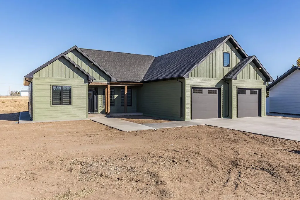 308 Yuma Court Dunmore AB T1B 0J8