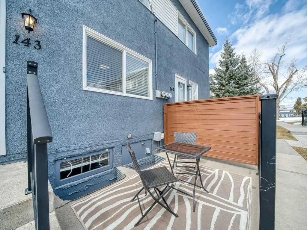 2211 19 Street NE Calgary AB T2E 4Y5