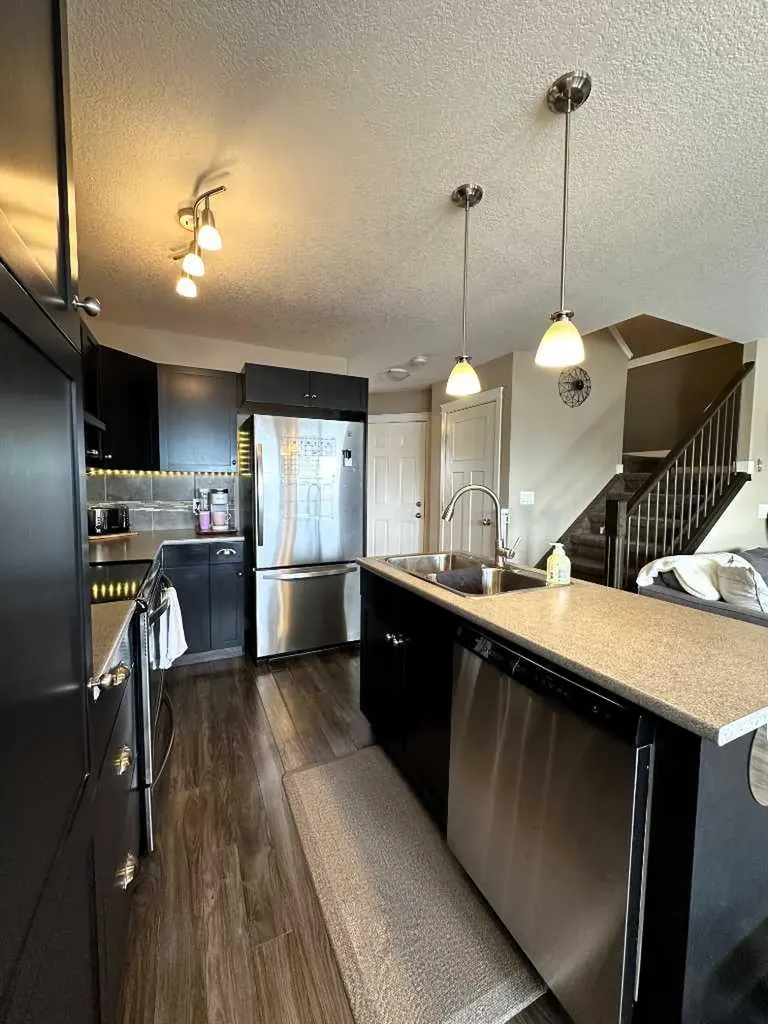 7425 112 Street Grande Prairie AB T8W0C6