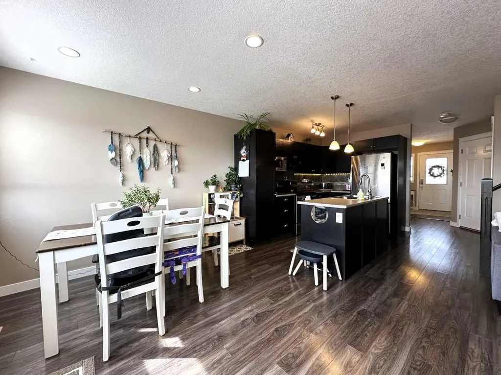 7425 112 Street Grande Prairie AB T8W0C6