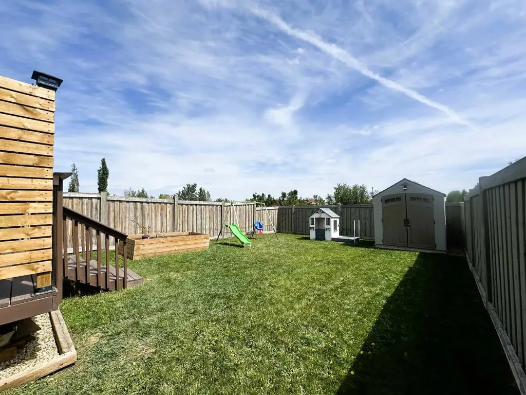 7425 112 Street Grande Prairie AB T8W0C6