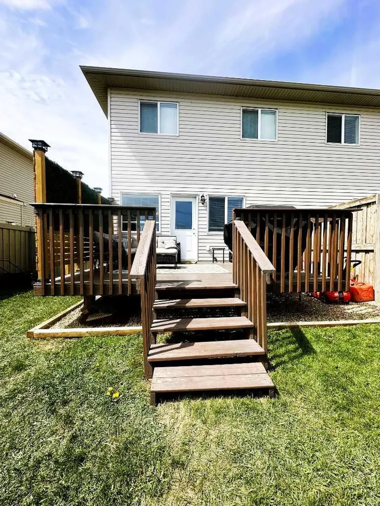 7425 112 Street Grande Prairie AB T8W0C6