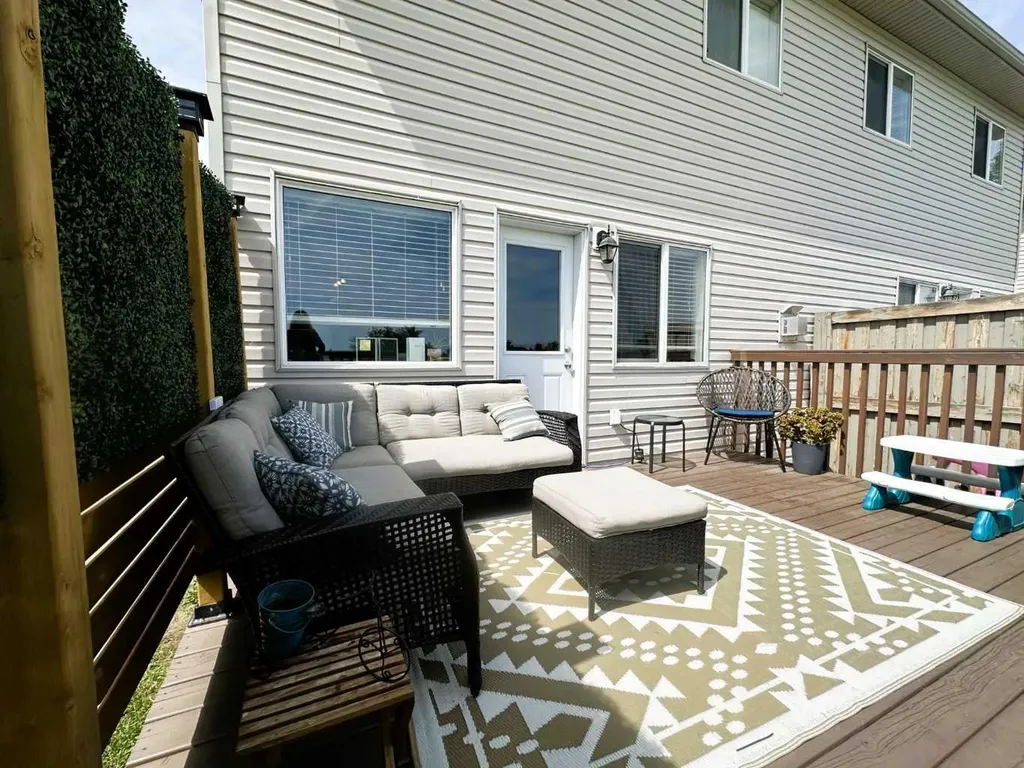 7425 112 Street Grande Prairie AB T8W0C6