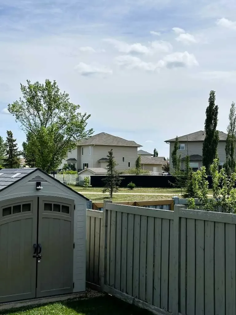 7425 112 Street Grande Prairie AB T8W0C6
