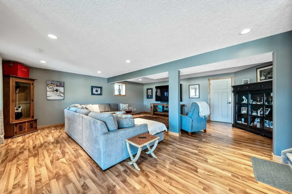 33 Wyndham Park Way Carseland AB T0J0M0