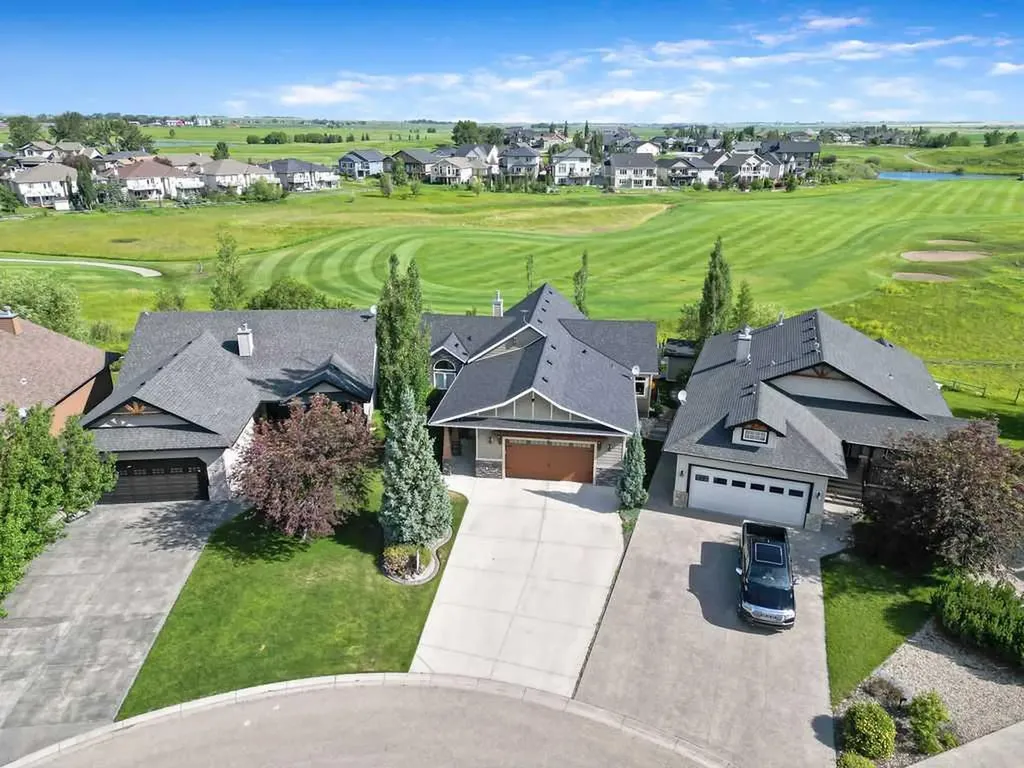 33 Wyndham Park Way Carseland AB T0J0M0
