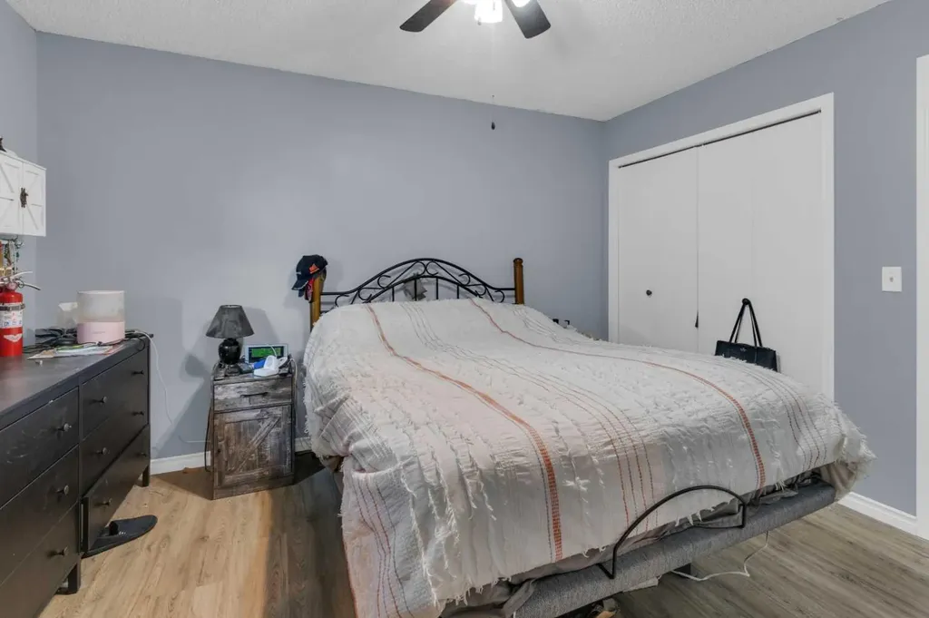23 Beaver Place Beiseker AB T0M0G0