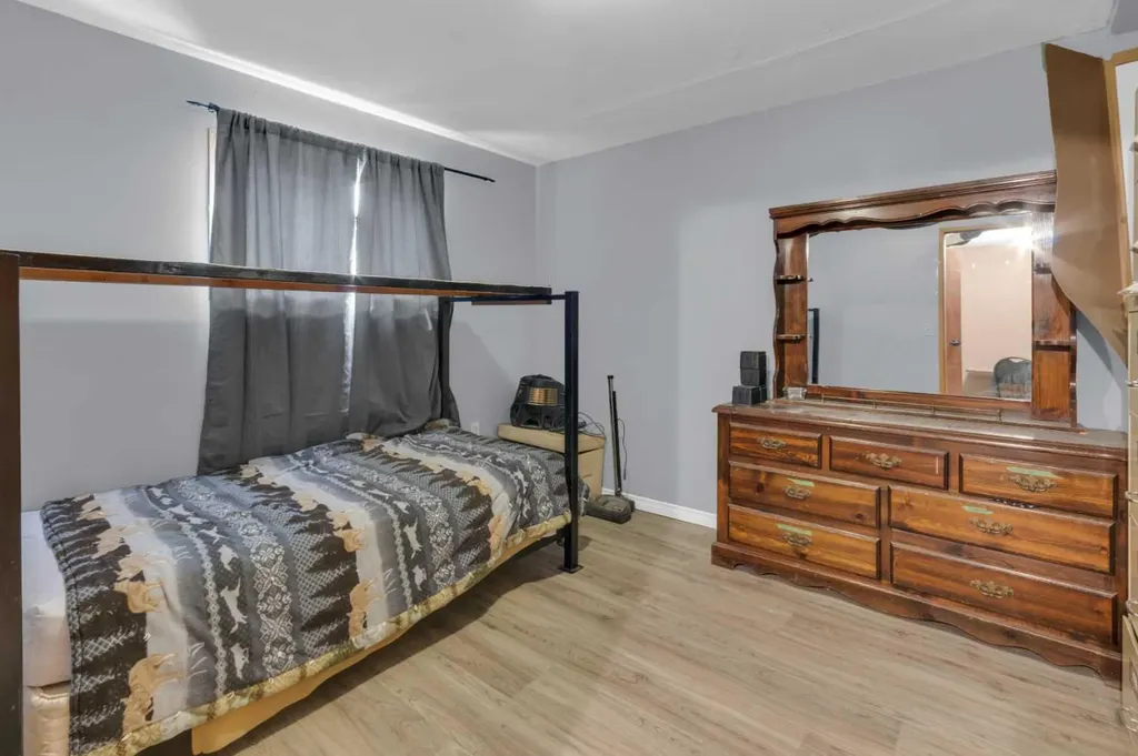 23 Beaver Place Beiseker AB T0M0G0