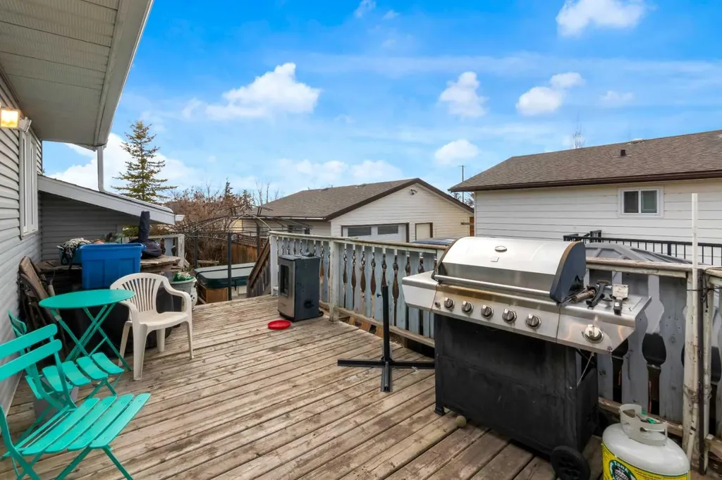 23 Beaver Place Beiseker AB T0M0G0