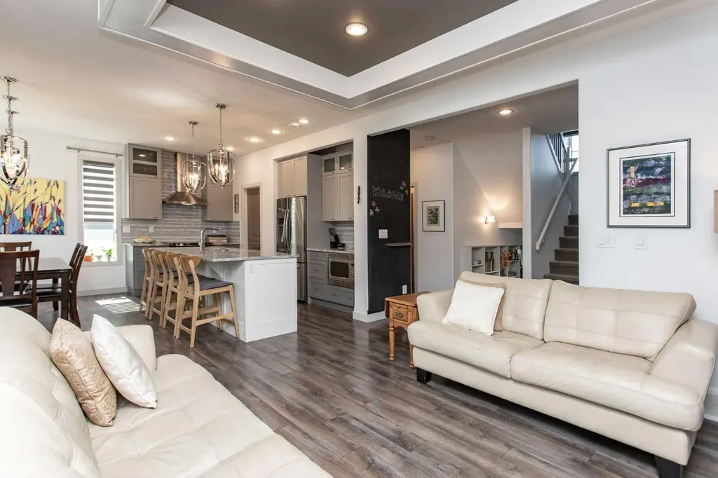 217 Van Slyke Way Red Deer AB T4R 0N8