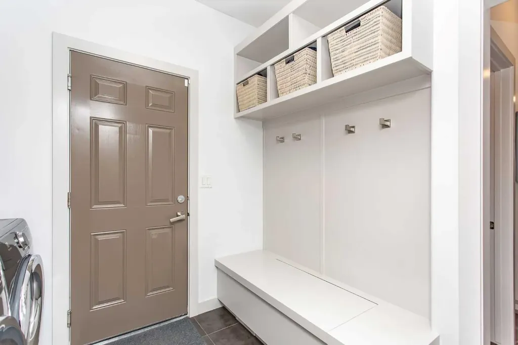 217 Van Slyke Way Red Deer AB T4R 0N8