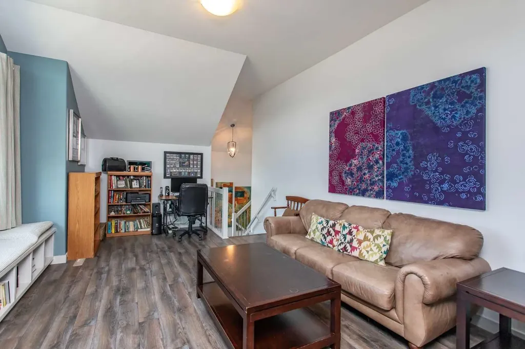 217 Van Slyke Way Red Deer AB T4R 0N8