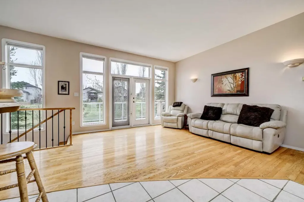 50 Sarcee Place W Lethbridge AB T1K 7B6