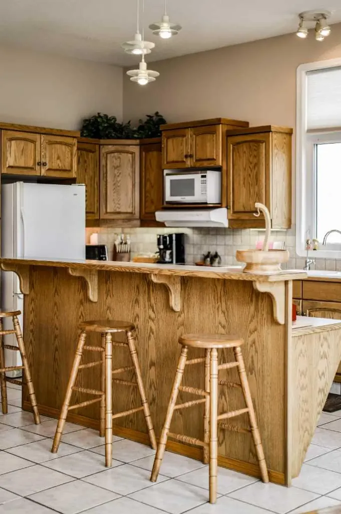 50 Sarcee Place W Lethbridge AB T1K 7B6