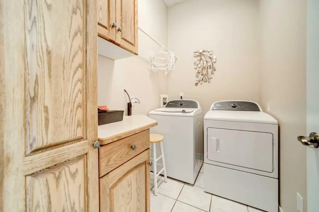 50 Sarcee Place W Lethbridge AB T1K 7B6