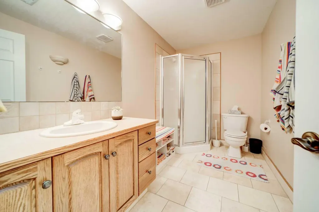 50 Sarcee Place W Lethbridge AB T1K 7B6