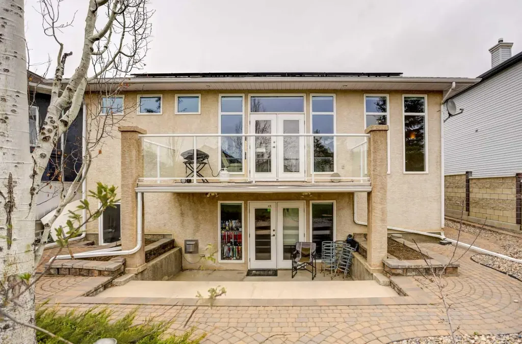 50 Sarcee Place W Lethbridge AB T1K 7B6