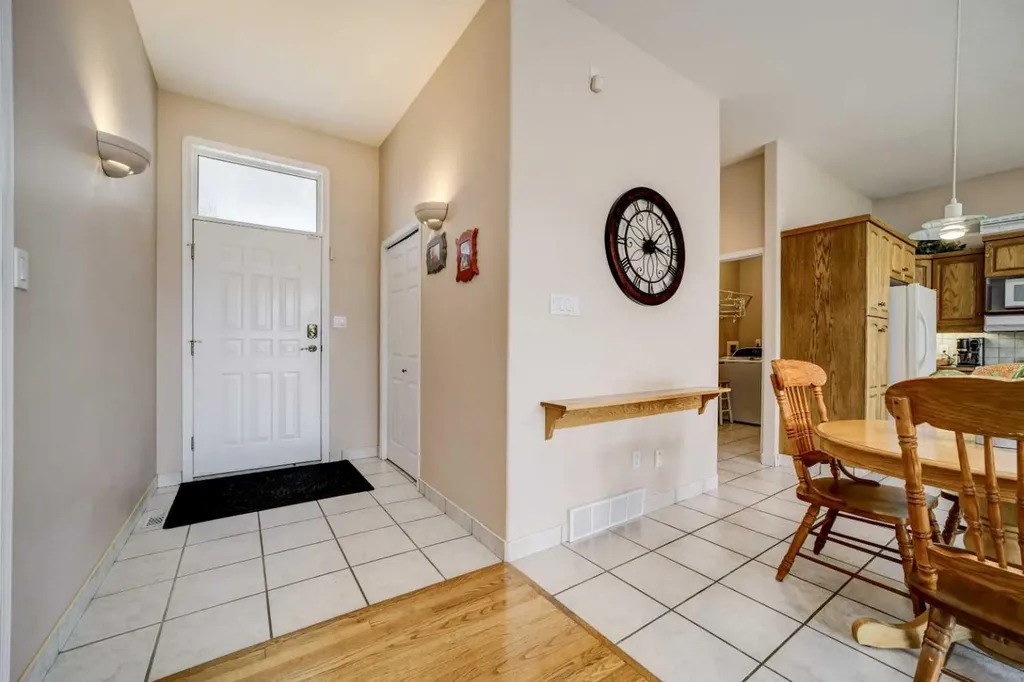 50 Sarcee Place W Lethbridge AB T1K 7B6