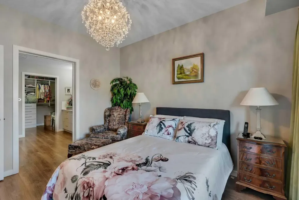 12 Mahogany Path SE Calgary AB T3M 3A4