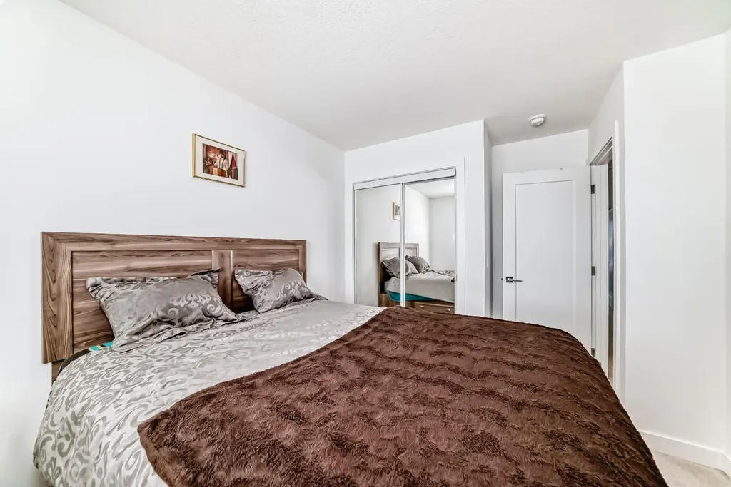 118 Chelsea Mews Chestermere AB T1X 3H2