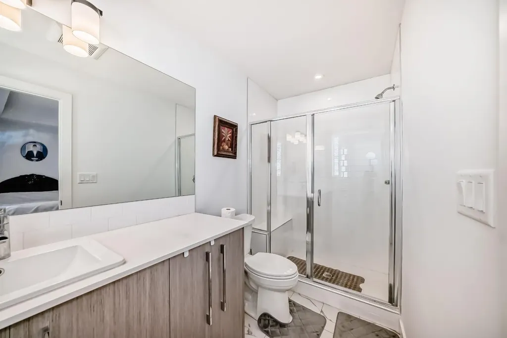 118 Chelsea Mews Chestermere AB T1X 3H2