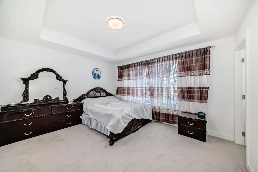 118 Chelsea Mews Chestermere AB T1X 3H2