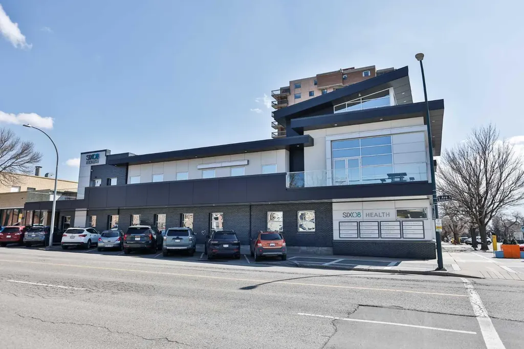 608 5 Avenue S Lethbridge AB T1J 4G9