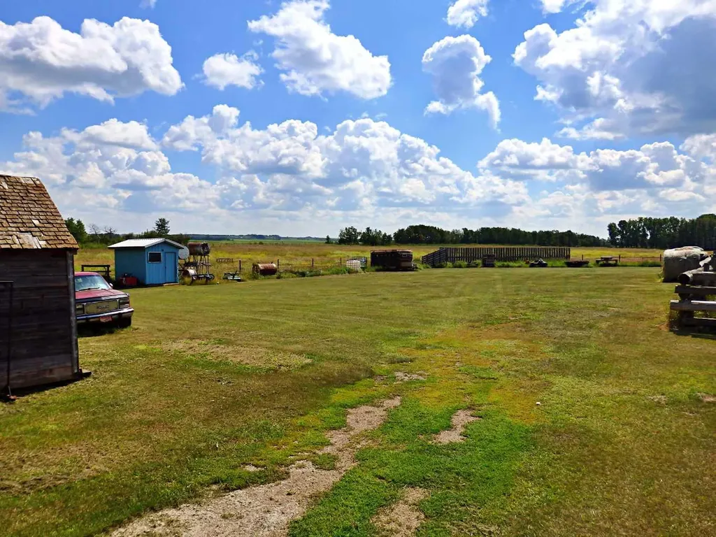 483064 Rr 71 Rural Vermilion River County Of AB T9X 2B4