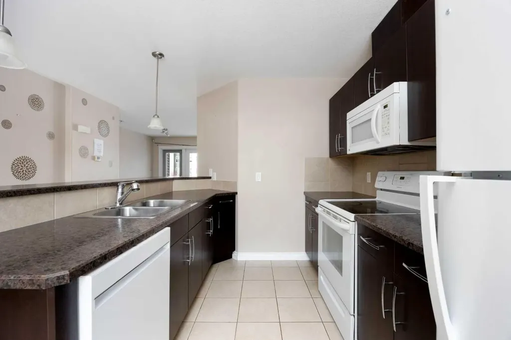 180 Riverstone Ridge Fort Mcmurray AB T9K 0V6
