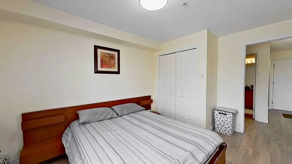 2395 Eversyde Avenue SW Calgary AB T2Y 0B4
