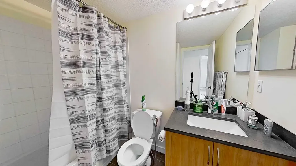 2395 Eversyde Avenue SW Calgary AB T2Y 0B4