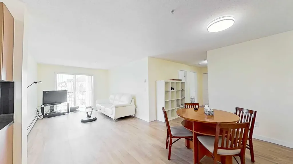 2395 Eversyde Avenue SW Calgary AB T2Y 0B4
