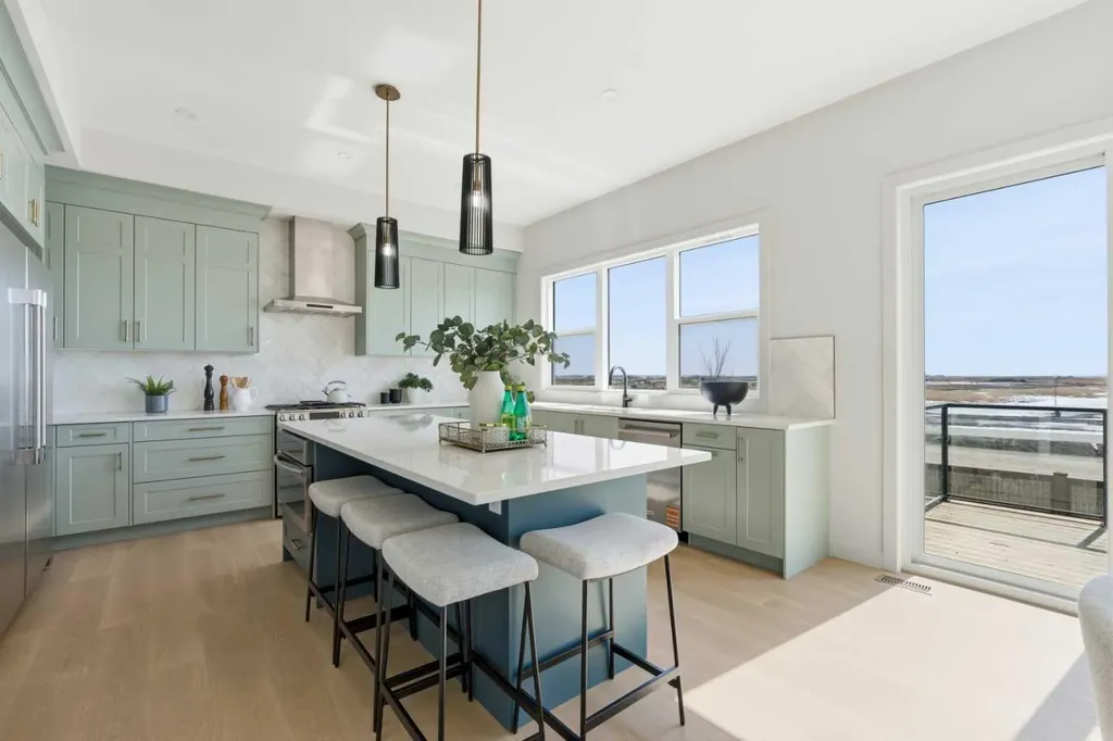 341 Limestone Bay Balzac AB T4B5T5