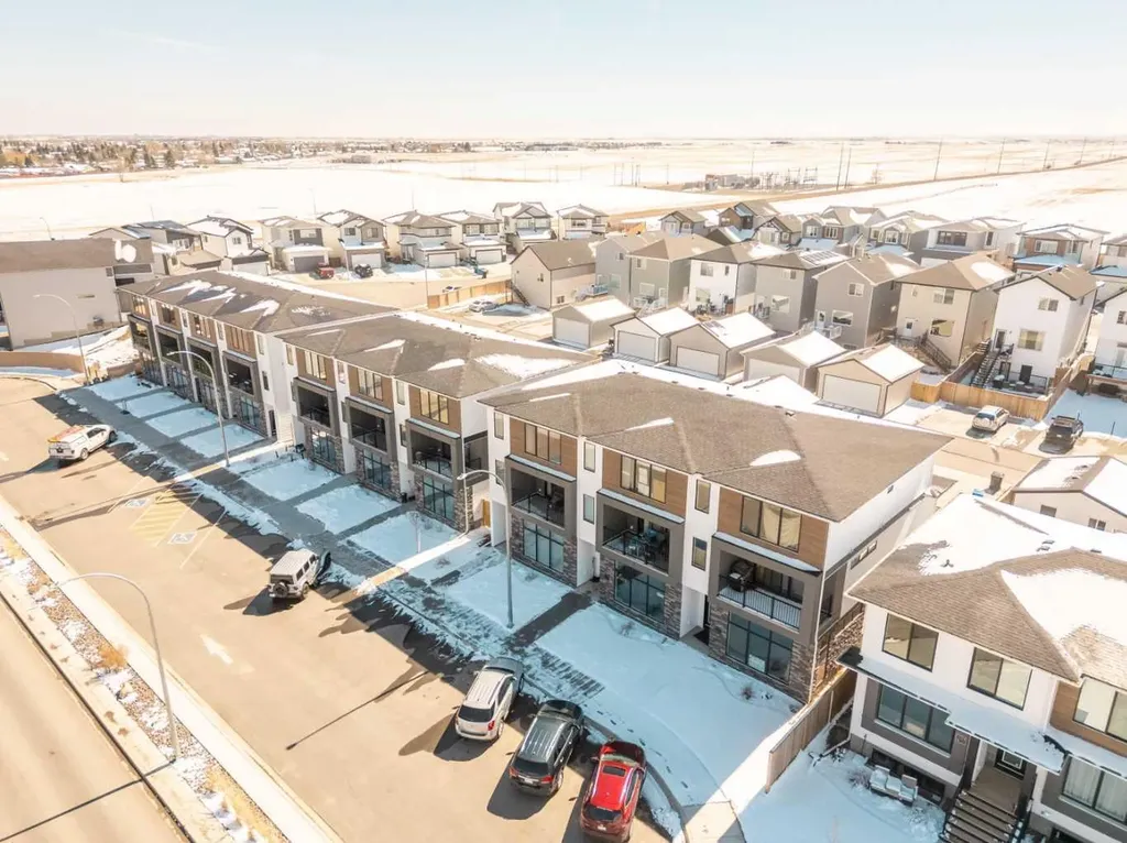 1036 Coalbrook Gate W Lethbridge AB T1J 5X2