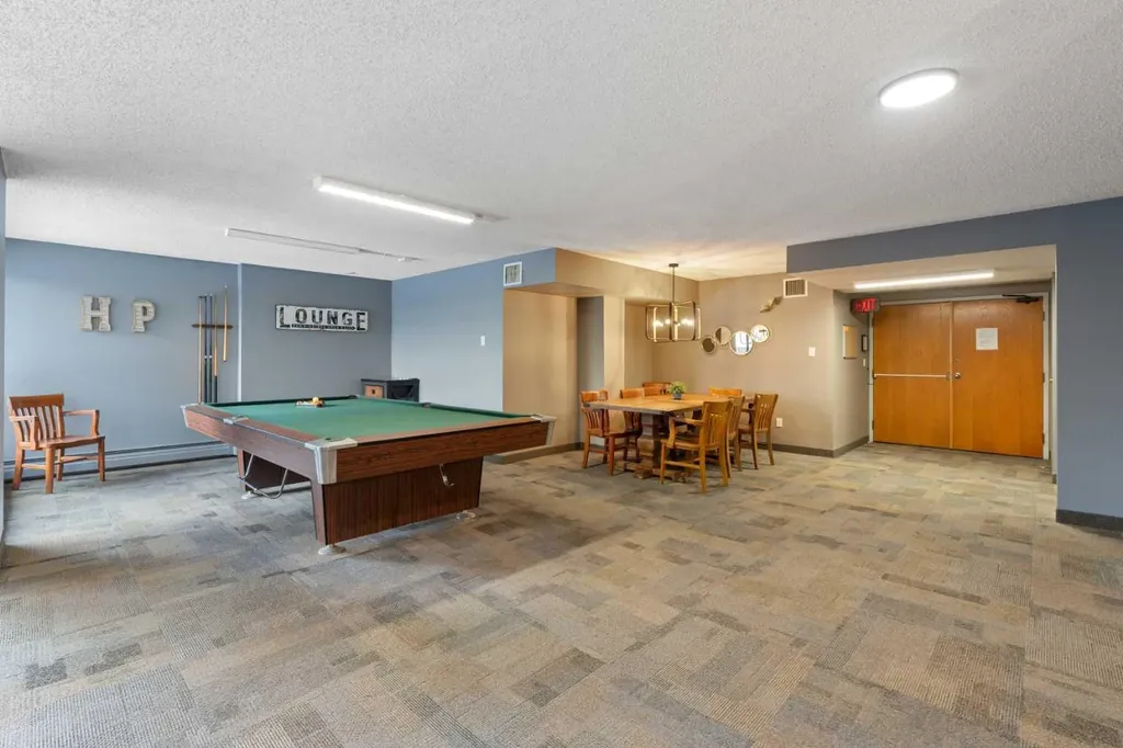 320 Meredith Road NE Calgary AB T2E 5A6