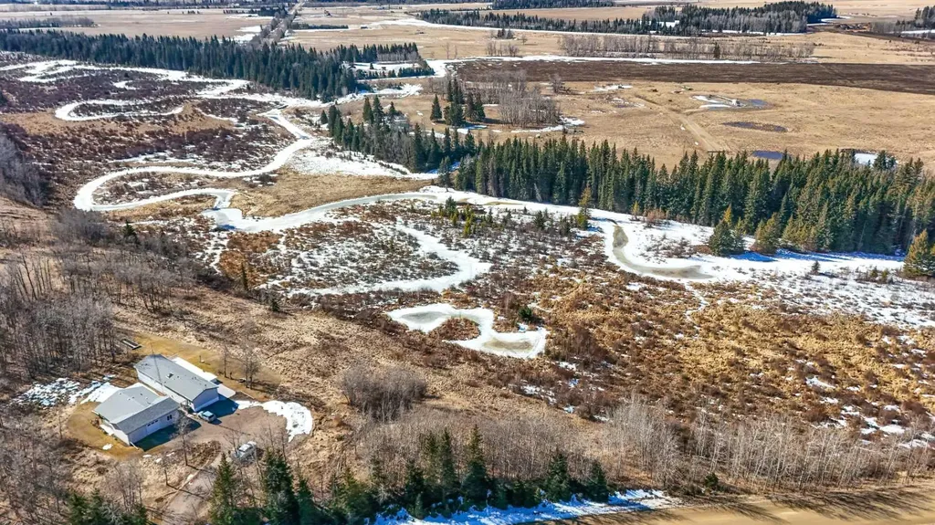 55001 Township Road 40-0 Rural Clearwater County AB T4T 2A1