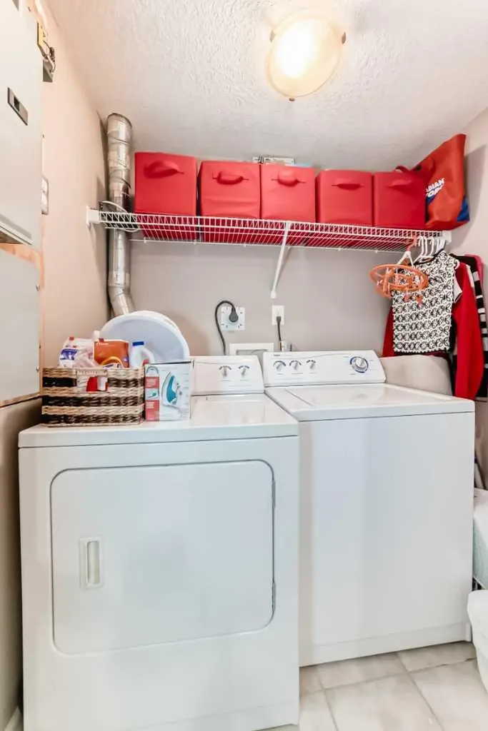 7716 Bowness Road NW Calgary AB T3B 0H1