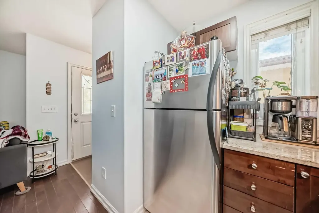 7716 Bowness Road NW Calgary AB T3B 0H1