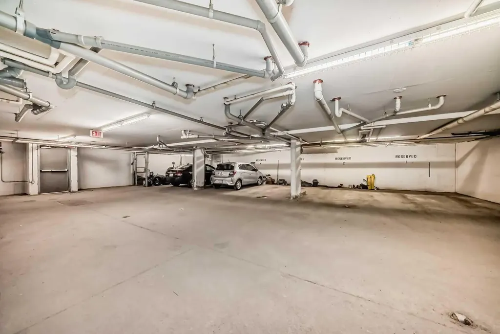 7716 Bowness Road NW Calgary AB T3B 0H1