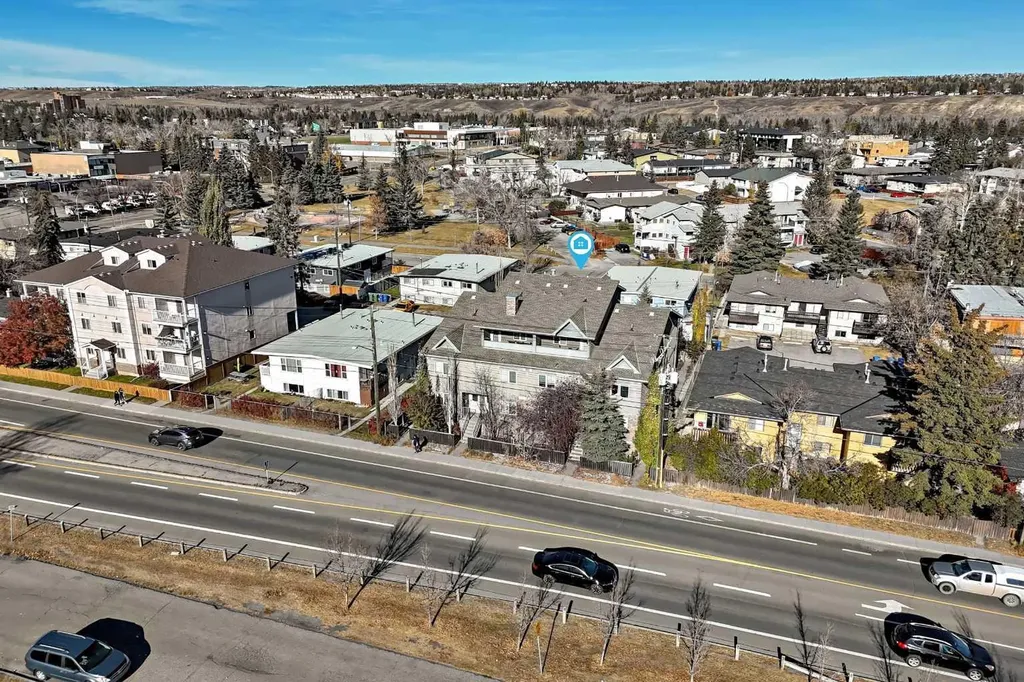7716 Bowness Road NW Calgary AB T3B 0H1