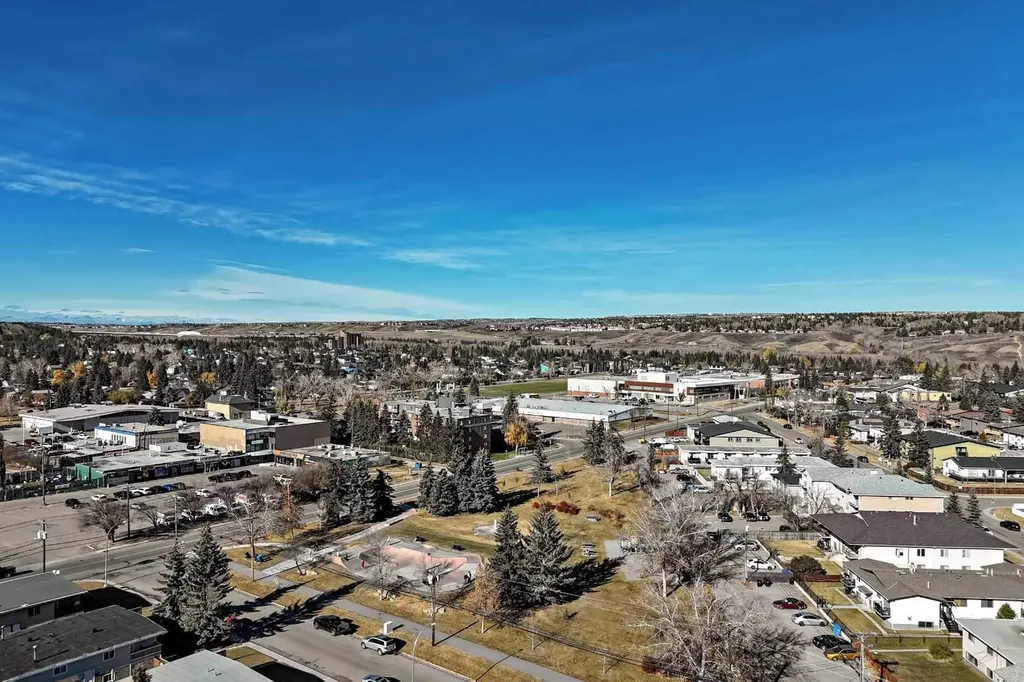 7716 Bowness Road NW Calgary AB T3B 0H1